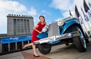 Messe Berlin GmbH: MOTORWORLD Classics Berlin 2017: Eröffnungs-Pressekonferenz, Medienrundgang und DEKRA Night im Palais