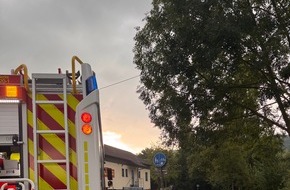 Feuerwehr Herdecke: FW-EN: (GW) Brandmeldealarm im Krankenhaus und Gefahrenäste am Seeweg - Zwei Einsätze für die Feuerwehr Herdecke