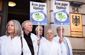 Campact e.V.: Ärzte-Protest gegen Glyphosat vor dem Landwirtschaftministerium / Ärzteverbände fordern Agrarminister Schmidt auf, bei Glyphosat-Abstimmung mit Nein zu stimmen