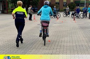 Polizeipräsidium Hamm: POL-HAM: Polizei Hamm und ADFC laden ein - Offenes Pedelec-Training am Willy-Brandt-Platz