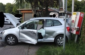 Polizei Minden-L&uuml;bbecke: POL-MI: 18-J&auml;hriger nach Kreuzungsunfall im Klinikum behandelt