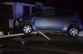 Kreispolizeibehörde Herford: POL-HF: Verkehrsunfall unter Alkoholeinfluss - widersprüchliche Angaben zum Unfallhergang und Verursacher