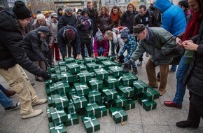 Groupon GmbH: Europas größte Wichtelaktion in Berlin gestartet