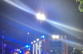 Feuerwehr und Rettungsdienst Bonn: FW-BN: Fahrzeugbrand in Tiefgarage - insgesamt 44 Personen müssen zeitweise ihre Wohnungen verlassen