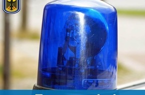 Bundespolizeiinspektion Bad Bentheim: BPOL-BadBentheim: Automatische Schiebet&uuml;r am Bahnhof Leer besch&auml;digt - Bundespolizei sucht Zeugen