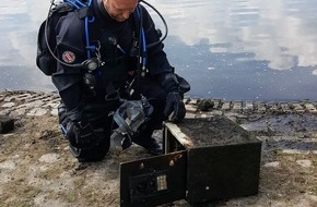 Polizei Bochum: POL-BO: Bochum/Herne / Erst Einbrecherbande zerschlagen - Jetzt Tresore im See entdeckt!