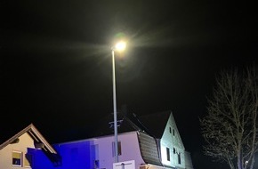 Feuerwehr Ahlen: FW-WAF: Bewohner vom Rauch überrascht - Drei Personen konnten sich in Sicherheit bringen