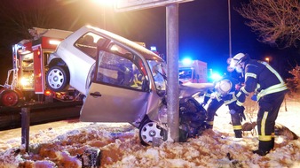 Freiwillige Feuerwehr Celle: FW Celle: Verkehrsunfall auf dem Wilhelm-Heinichen-Ring