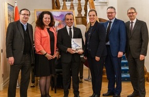 Embassy of the State of Qatar to the Swiss Confederation: Book commemorating 50 years of diplomatic relations between Qatar and Switzerland