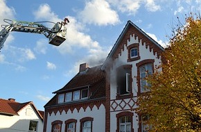 Polizeiinspektion Hameln-Pyrmont/Holzminden: POL-HM: Brand in einem Wohnhaus