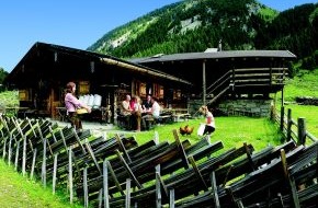 Österreichs Wanderdörfer: Mei liabste Hütt'n - Österreichs Wanderdörfer präsentieren die
urigsten Einkehrmöglichkeiten auf einen Klick - BILD