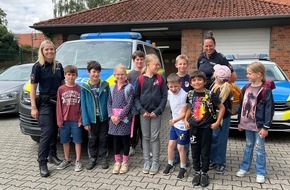 Polizeiinspektion Nienburg / Schaumburg: POL-NI: Für einen Tag "Kinderkommissar" / Ferienkiste bei der Polizei Hoya