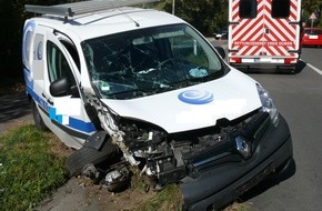 Polizei Düren: POL-DN: 13500 Euro Schaden nach Auffahren