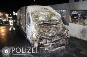 Polizeipräsidium Westpfalz: POL-PPWP: Transporter ausgebrannt