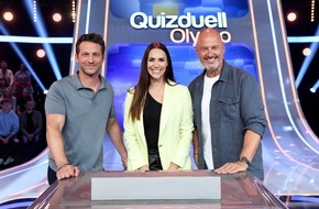 ARD Das Erste: Feinschmecker gegen den "Quizduell-Olymp": Alexander Kumptner und Frank Rosin bei Esther Sedlaczek / "Quizduell-Olymp" am Freitag, 17. November, 18:50 Uhr im Ersten