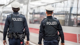 Bundespolizeidirektion München: Bundespolizeidirektion München: Sexuelle Belästigung im Zug / Tatverdächtiger gestellt