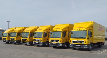 Deutsche Post DHL Group: PM: DHL Freight setzt erste 30 hochmoderne Lkw für erfolgreiche Fahrerinitiative ein / PR: DHL Freight deploys 30 brand new high technology trucks as part of successful driver recruitment initiative