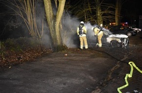 Polizeiinspektion Stade: POL-STD: Serie von Autobränden - erneutes Feuer in Wiepenkathen - mutmaßlicher Tatverdächtiger festgenommen, 31-Jähriger Mann bedroht Polizeibeamte und Rettungsdienstkräfte mit einer Schusswaffe