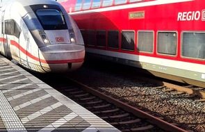 Bundespolizeiinspektion Bremen: BPOL-HB: Dank reaktionsschnellem ICE-Lokf&uuml;hrer kommt unbekannter Flaschensammler am Heiligen Abend mit dem Leben davon - nur einen Tag sp&auml;ter identifiziert ihn ein Super-Recognizer der Bundespolizei.