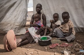 Aktion Deutschland Hilft e.V.: Flucht vor dem Frieden / Bündnisorganisationen von "Aktion Deutschland Hilft" leisten im Südsudan weiterhin notwendige Hilfe