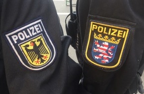 Bundespolizeiinspektion Kassel: BPOL-KS: Drei Festnahmen in Fuldatal-Ihringshausen

Graffitisprayer beim Sprühen erwischt