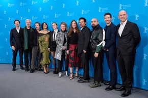 GOOD LUCK, HAVE FUN, DON'T DIE von Gore Verbinski begeistert das Publikum! / Glanzvolle Premiere auf den 76. Internationalen Filmfestspielen Berlin