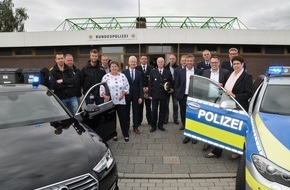 Polizeidirektion Osnabrück: POL-OS: Ministerin Honé besucht Grenzüberschreitendes Polizeiteam