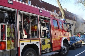Kreisfeuerwehrverband Dithmarschen: FW-HEI: Küchenbrand in Mehrfamilienhaus - Bewohner konnten sich selbstständig retten
