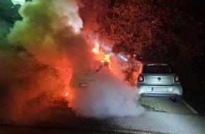 Feuerwehr Dortmund: FW-DO: Zwei Brandeinsätze im Dortmunder Süden // Zwei brennende PKW innerhalb weniger Stunden