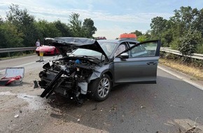 Freiwillige Feuerwehr H&uuml;nxe: FW H&uuml;nxe: Gemeldeter Zimmerbrand und Verkehrsunfall auf der BAB 3