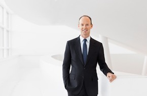 Bertelsmann SE & Co. KGaA: Thomas Rabe bleibt Vorstandsvorsitzender von Bertelsmann über 2016 hinaus