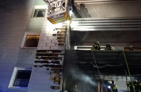 Feuerwehr Herdecke: FW-EN: Intensiver Start ins neue Jahr - Balkonbrand mit Gro&szlig;einsatz in der Berliner Stra&szlig;e
