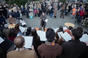WALA Heilmittel GmbH: People’s Chorus: Dr. Hauschka lässt die Stuttgarter Innenstadt erklingen