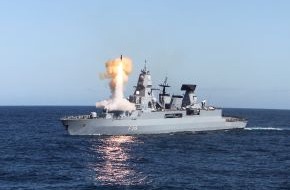 Presse- und Informationszentrum Marine: Fregatte "Sachsen" mit Kurs auf Wilhelmshaven - Luftverteidigungsfregatte F124 weist Fähigkeit zum Verbandschutz nach (mit Bild)
