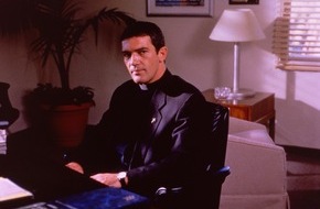 TELE 5: Antonio Banderas im TELE 5-Interview:  "Zuhause gibt meine Frau den Ton an"  TELE 5 zeigt 'The Body - Das geheimnisvolle Grab'  am Di., 03. April, 20.15 Uhr (BILD)