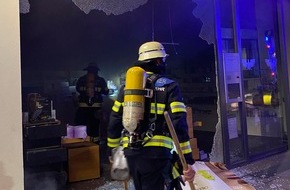 Feuerwehr München: FW-M: Feuer im Schaufenster (Altstadt)