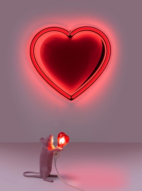 Lichtideen zum Valentinstag: Lampenwelt.de präsentiert leuchtende Deko &amp; Präsente für Verliebte