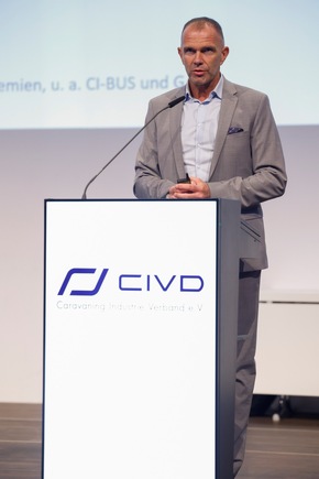 CIVD w&auml;hlt neuen Vorstand &ndash; Bernd L&ouml;her ist Verbandspr&auml;sident