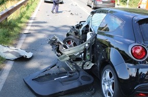 Polizei Minden-Lübbecke: POL-MI: Kollision auf der B 61 - Autofahrerin verletzt