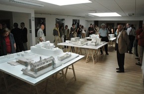 Ecole ATHENAEUM-EUROPE: DER MAGIER ALBERTO SARTORIS - Hommage an den berühmten Architekten und Gründer der ECOLE ATHENAEUM am Dienstag im "Swiss Design Center" in Lausanne