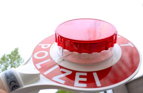 Polizei Bochum: POL-BO: Schwerpunktkontrolle in Wanne-Eickel: Tempoverstöße, überladene Lkw und abgelenkte Radfahrer