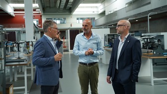 Koehler Group: Bernd Mettenleiter (Alliance 90/The Greens) Visits the Koehler Group  to Discuss Investments in Kehl and Cutting Red Tape