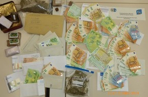 Zollfahndungsamt Essen: ZOLL-E: Nächster Zugriff der Gemeinsamen Ermittlungsgruppe Rauschgift in Münster - 33.000 Euro Bargeld und ein Kilogramm Cannabis beschlagnahmt