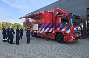 FFW Gemeinde Schwalmtal: FFW Schwalmtal: Einsatzleitwagen-Gruppe der Feuerwehr Schwalmtal besucht Multi Commando Unit der Brandweer Horst aan de Maas