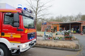 FW-RD: Feuer in einer Aldi-Filiale in Eckernförde - Mitarbeiter und Kunden konnten sich retten