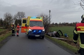 Freiwillige Feuerwehr Aurich: FW-AUR: Schonende Befreiung aus Unfallwagen
