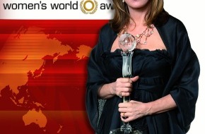 World Awards Media GmbH: Königin Noor Von Jordanien verleiht die Women's World Awards 2009 am 5. März in Wien