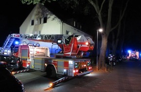 Feuerwehr Dinslaken: FW Dinslaken: Feuer in einer Dachgeschoßwohnung