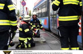 Feuerwehr München: FW-M: Trambahn entgleist am Stachus (Ludwigsvorstadt)