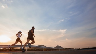 VIACTIV Krankenkasse: Der neue digitale Sportcoach geht an den Start / Werden Sie jetzt ein VIACTIV MeterMacher / Meter sammeln, alleine oder im Team und gesund in Bewegung bleiben